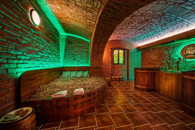 Mariánské Lázně, Czech Republic — Spa Elegance and Classic Cuisine