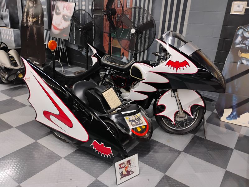 Rare Dolls And Curiosities