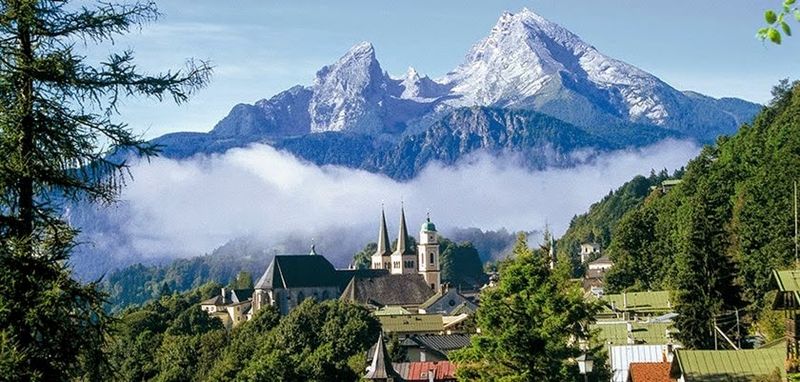 Berchtesgaden, Germany — Bavarian Fairytale Base
