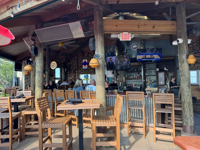 Live Music and Laid-Back Grooves