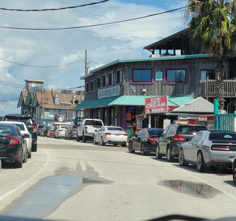 Breakfast on Second Street