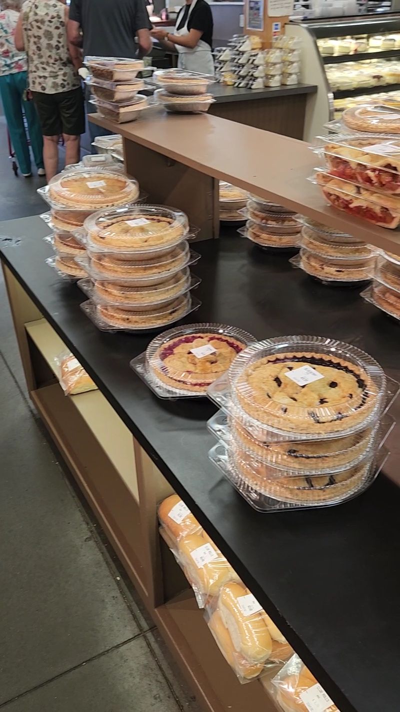 Shoofly Pie That Sticks The Landing