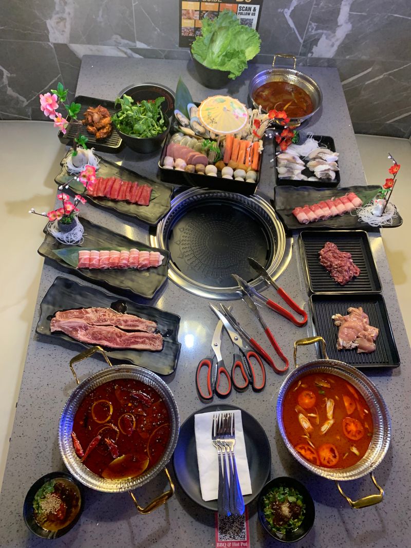 HQ BBQ & Hotpot Hoover — Hoover, AL