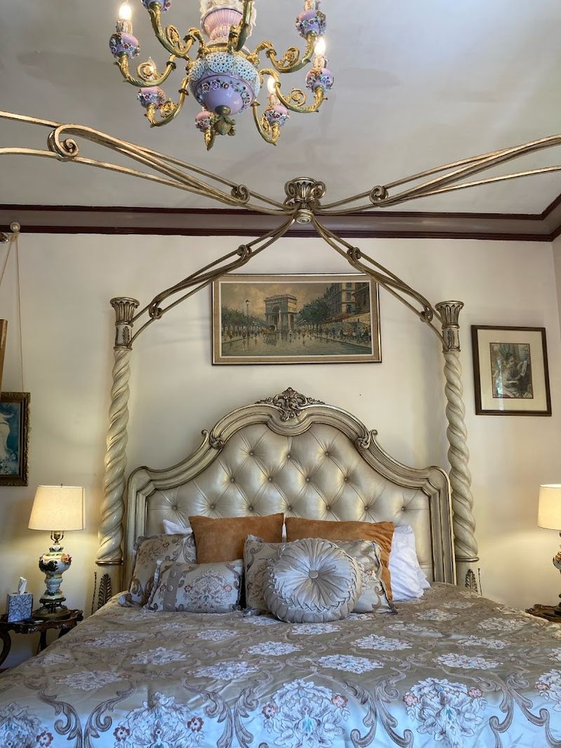 Rooms With Stories And Views