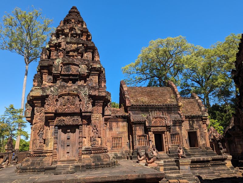 Banteay Srei — The Jewel of Khmer Art (Near Siem Reap)