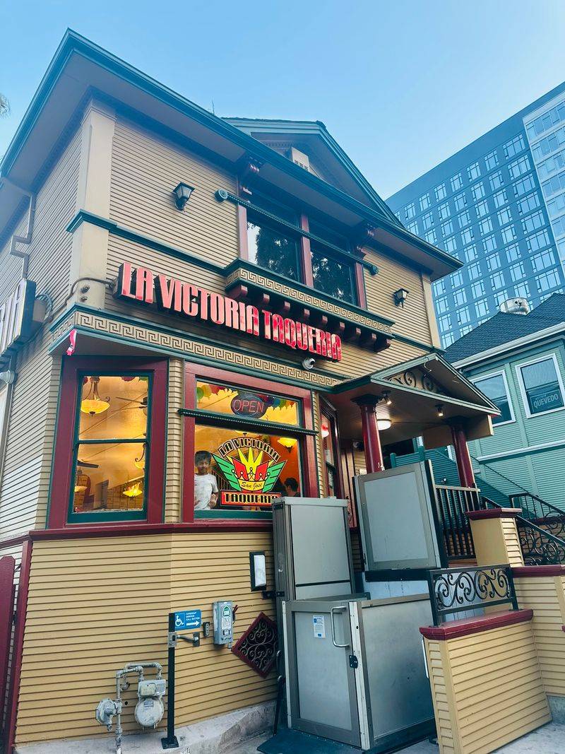 La Victoria Taqueria (San Jose) 
