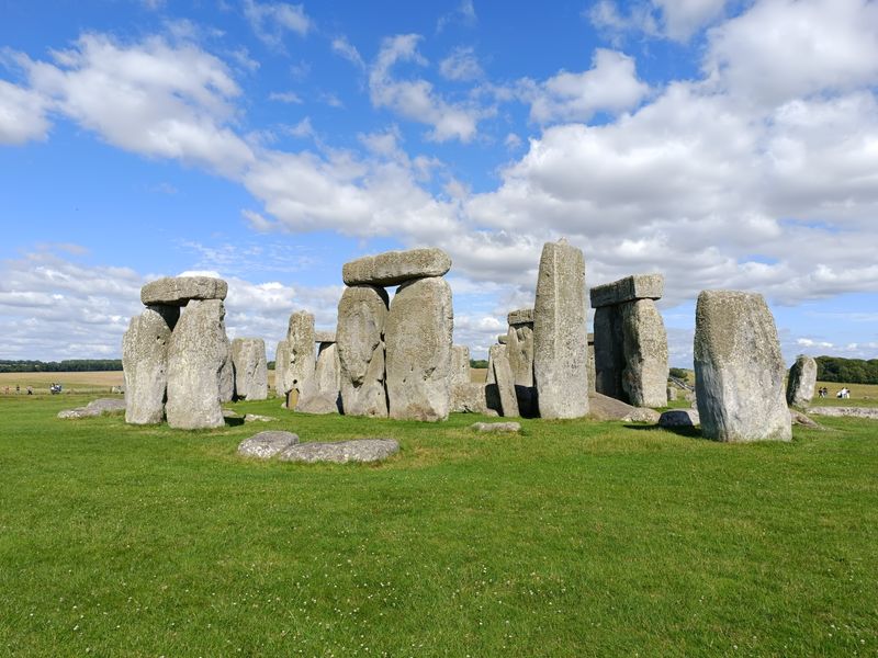 Stonehenge — England's Prehistoric Circle of Mystery
