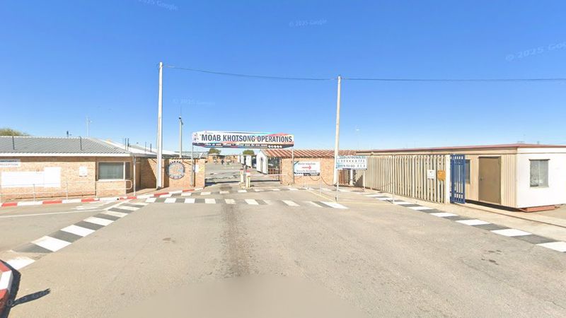 Moab Khotsong Gold Mine (South Africa) – ~3.2 km