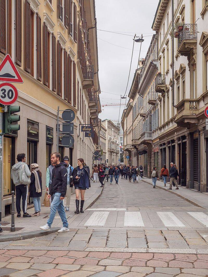 Brera district: Milan's most charming 'slow-walk' neighborhood