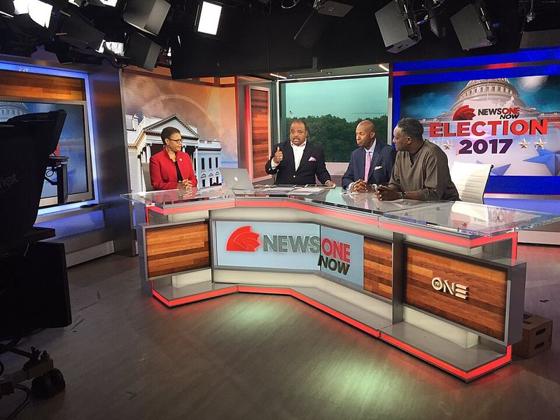 The 24-Hour News Cycle