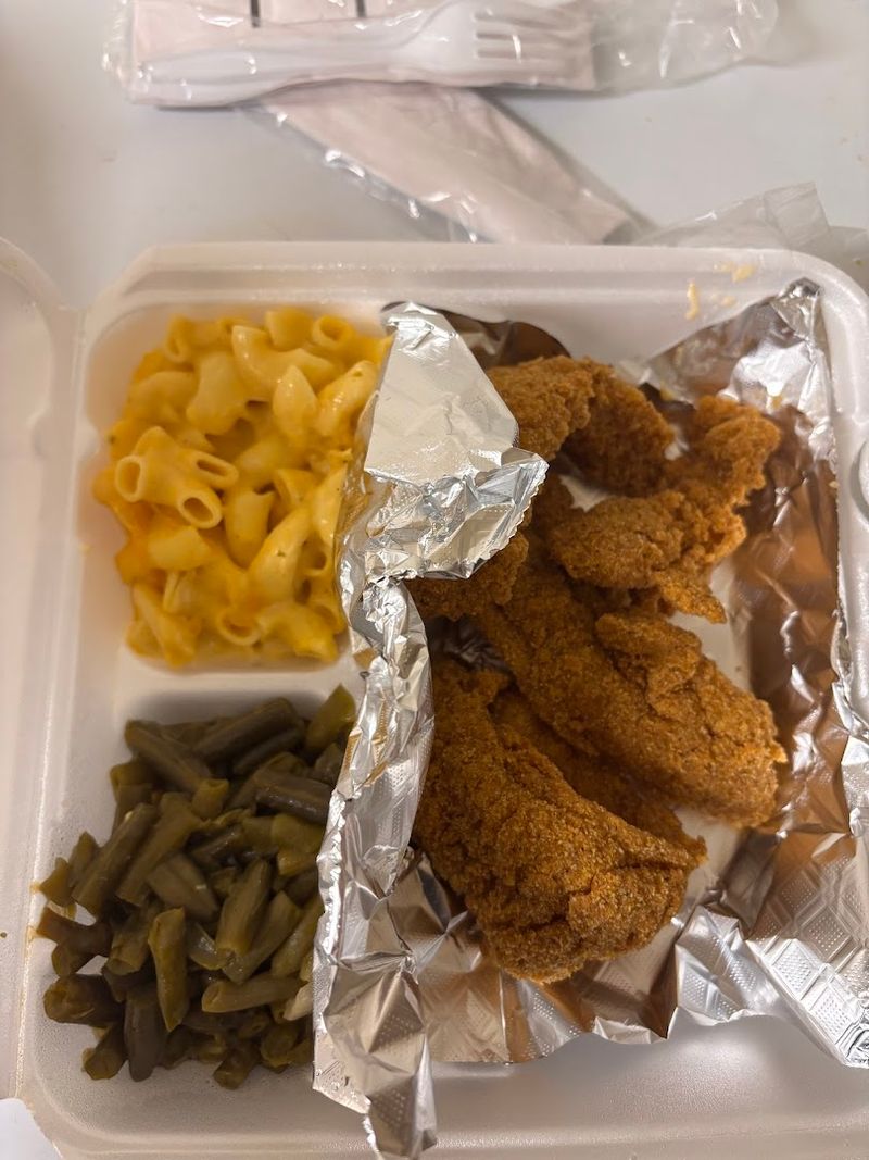 Fried Catfish That Earns Its Reputation