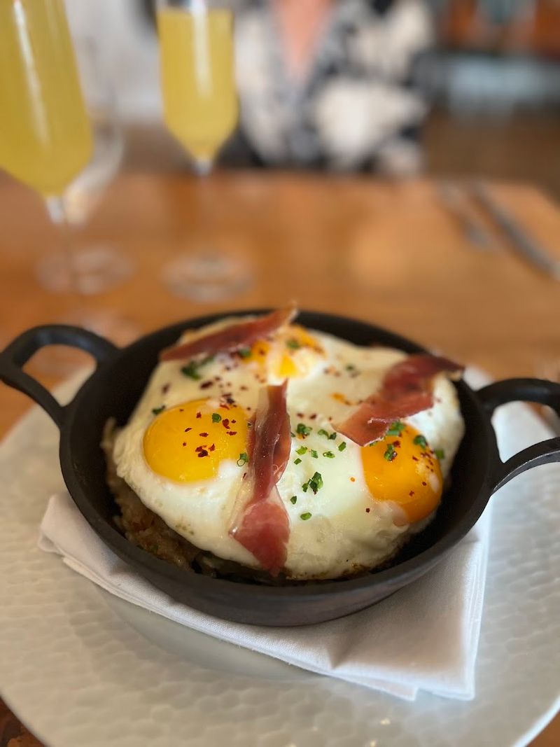 Saturday and Sunday Brunch Worth Planning Around