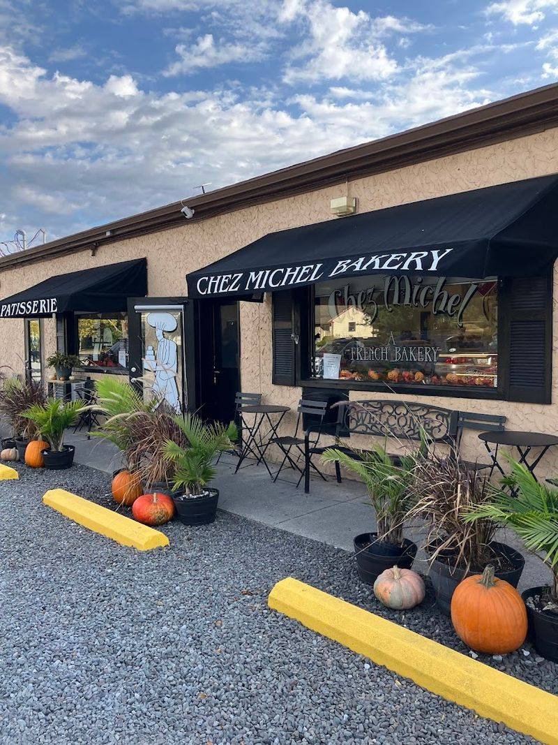 Planning Your Visit to Chez Michel