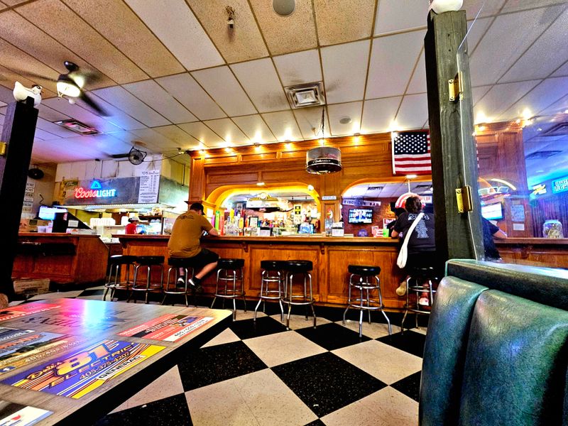 Cash Only Keeps It Old School