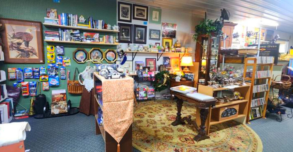 The Biggest Antique Mall in Michigan Is a Treasure Hunter’s Dream