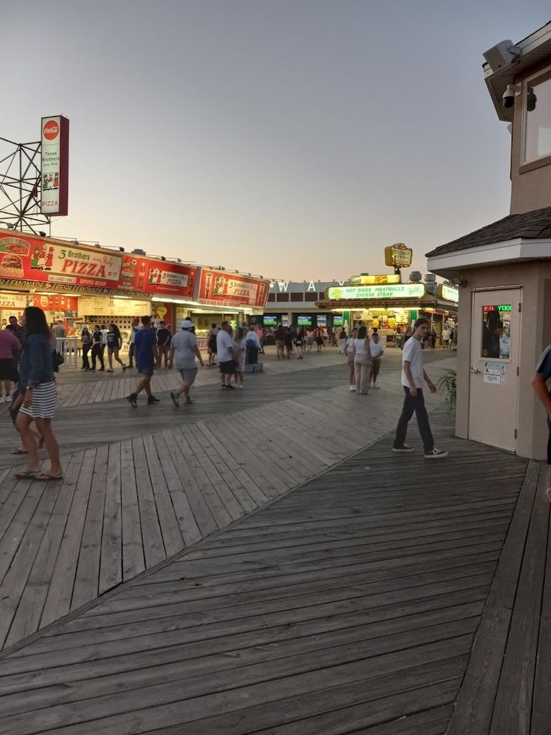 The Boardwalk Setting and Atmosphere