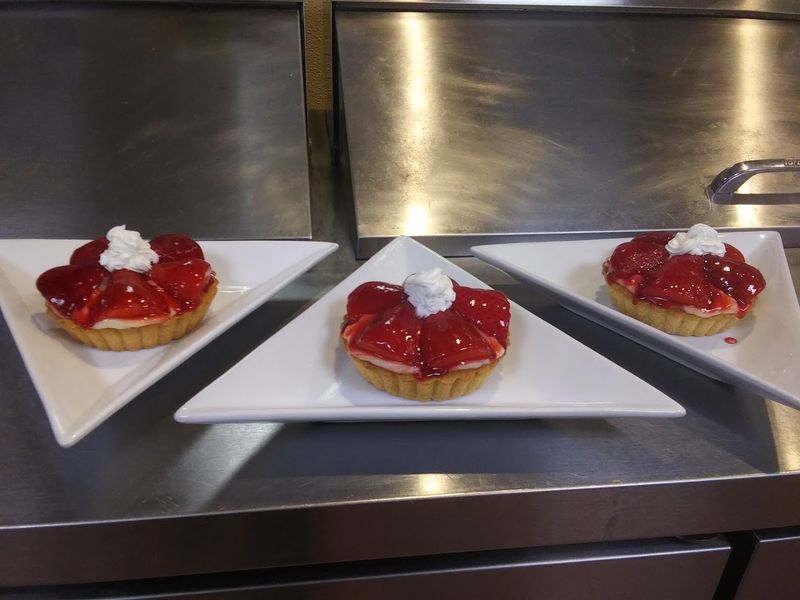 The Sno-Cone Dessert That Surprises First-Time Visitors