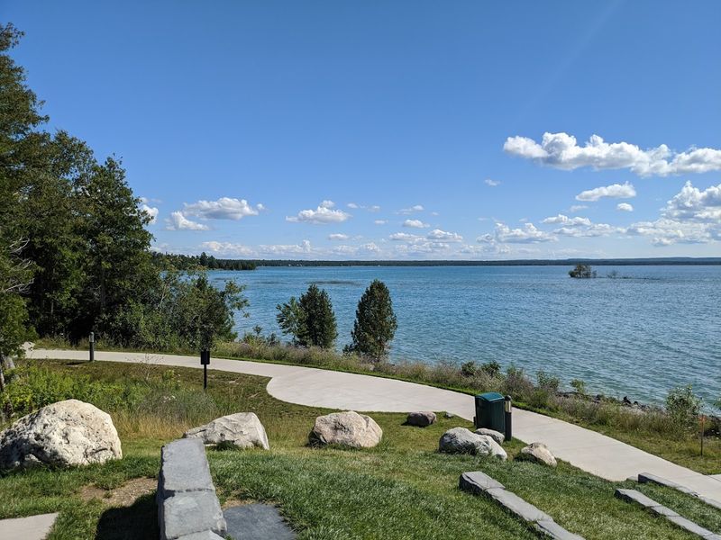 Hiking Trails and Daytime Adventures