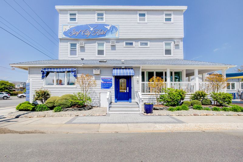 Surf City Hotel, Long Beach Island
