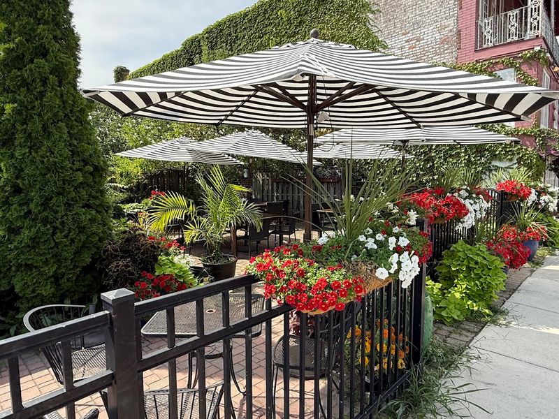 Practical Tips for Visiting Hamtramck on a Food Tour