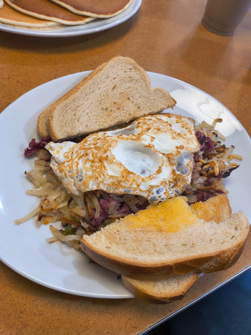 How the Flat-Top Sings at 7 AM