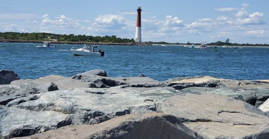 The Hidden Jersey Shore Escape With Wild Foxes and a Picture-Perfect Lighthouse View