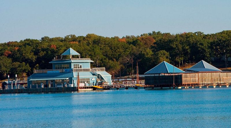Catfish Bay Marina Grill, Kingston, OK