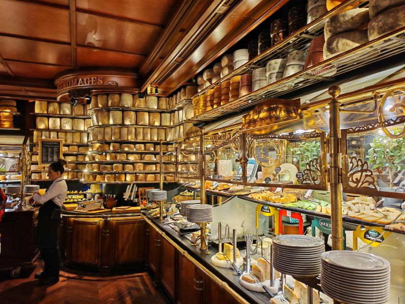 111 Cheeses and Counting