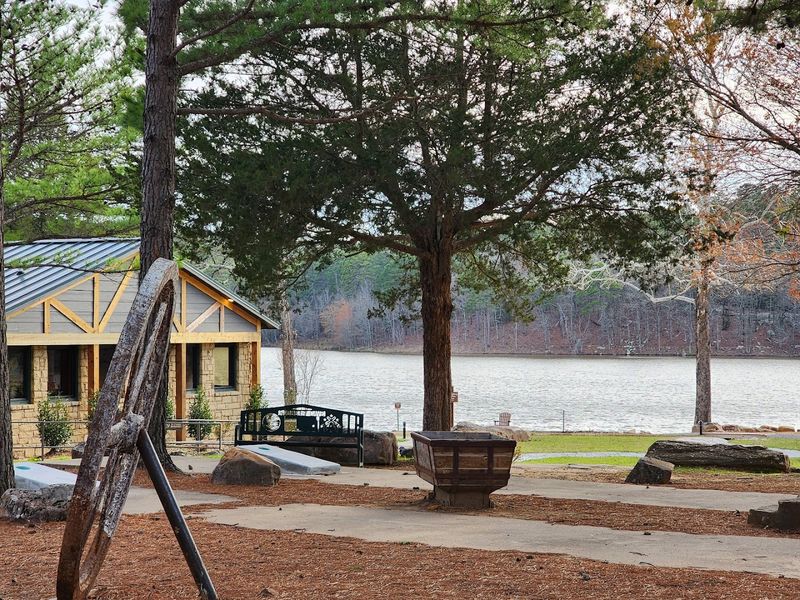 Dining at Lookout Kitchen Restaurant