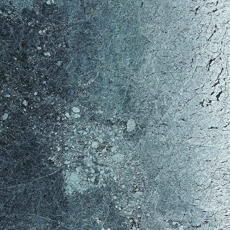 1. Magnetic North Crosses into Russian Hemisphere