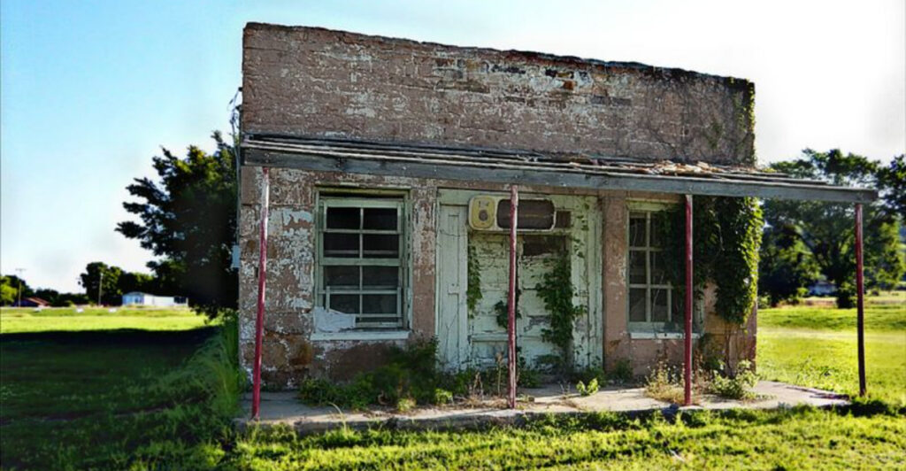 The Oklahoma Ghost Town That Faded From Maps but Lives On in Legend