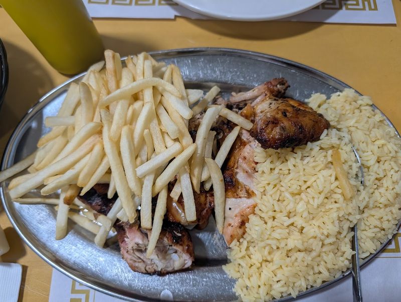 The Chicken That Keeps People Coming Back