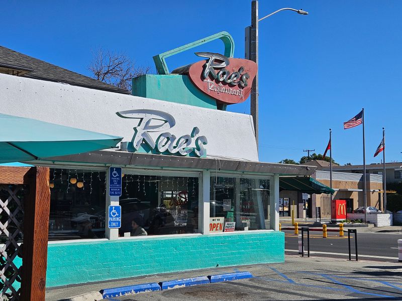 Rae's Restaurant (Santa Monica)