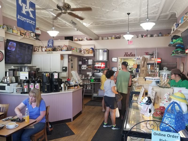 Fresh-Baked Bread That Belongs on Your Kitchen Counter