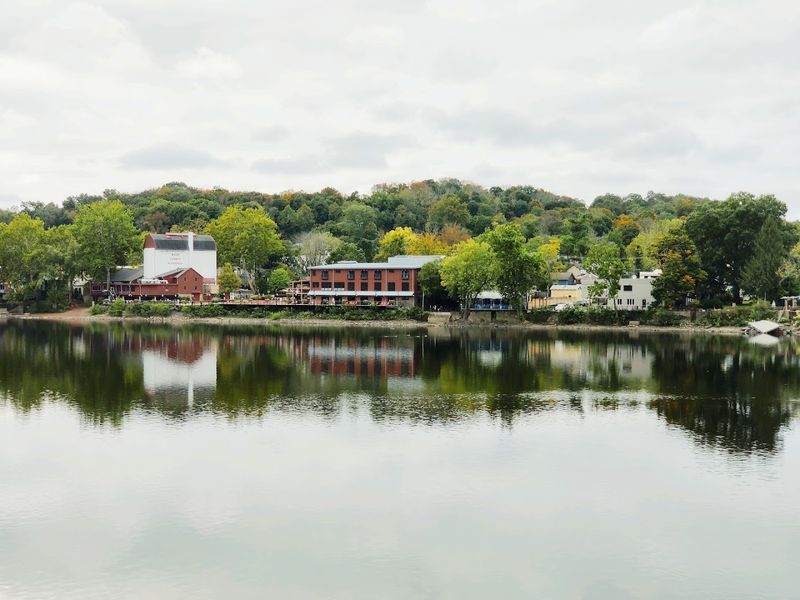 New Hope Across the River as a Day-Trip Pair