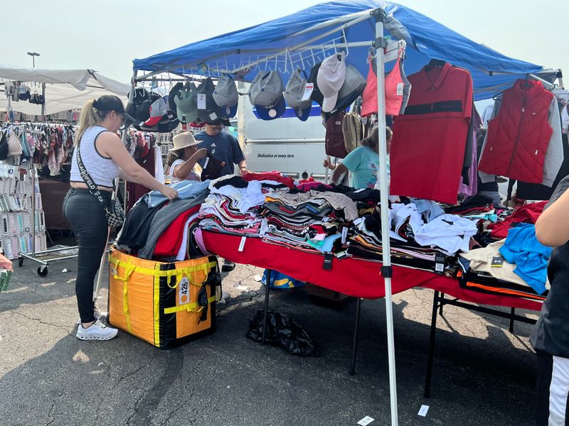 The Clothing and Accessories Hunt