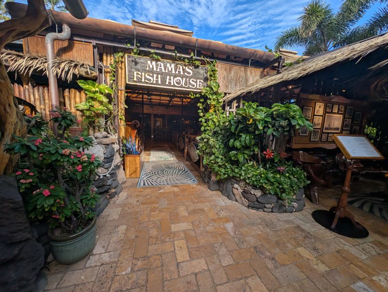 Mama's Fish House - Paia (Maui), HI