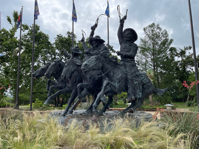 Outdoor Sculptures and Peaceful Grounds