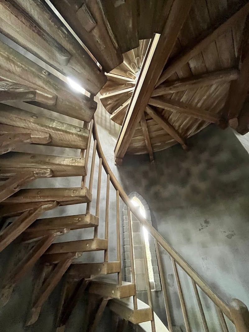 Accessibility and Practical Tips Before You Go