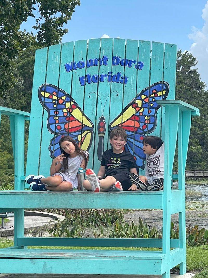 The Oversized Chair That Everyone Wants a Photo With