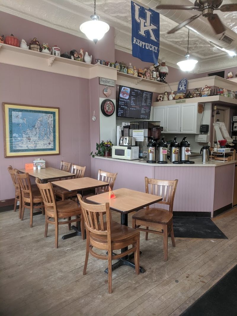 A Cozy Space With Just Enough Room to Sit