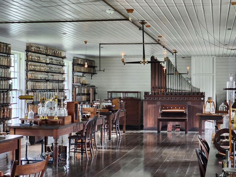 Costumed Interpreters and Live Demonstrations