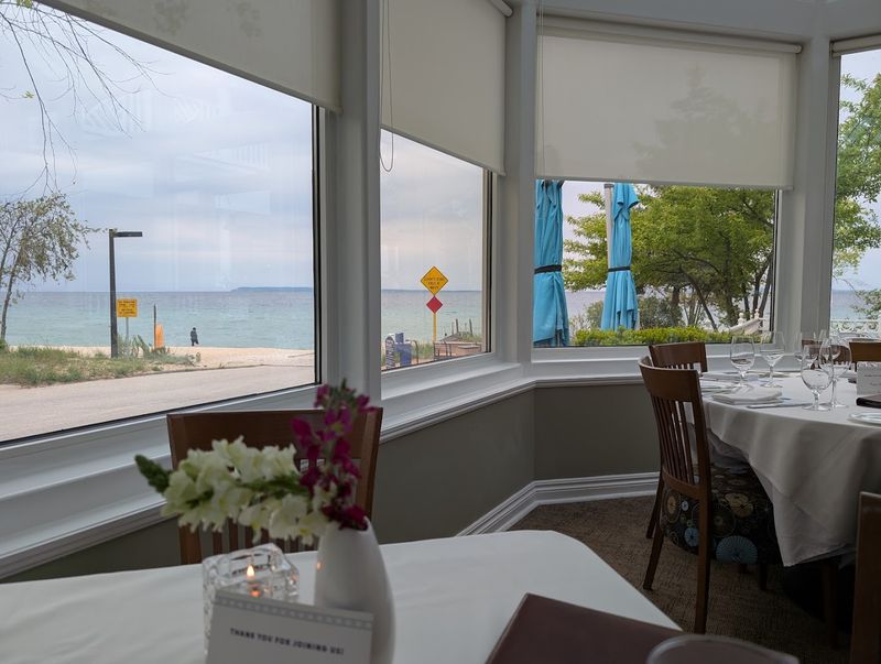 The Atmosphere Inside the Dining Room