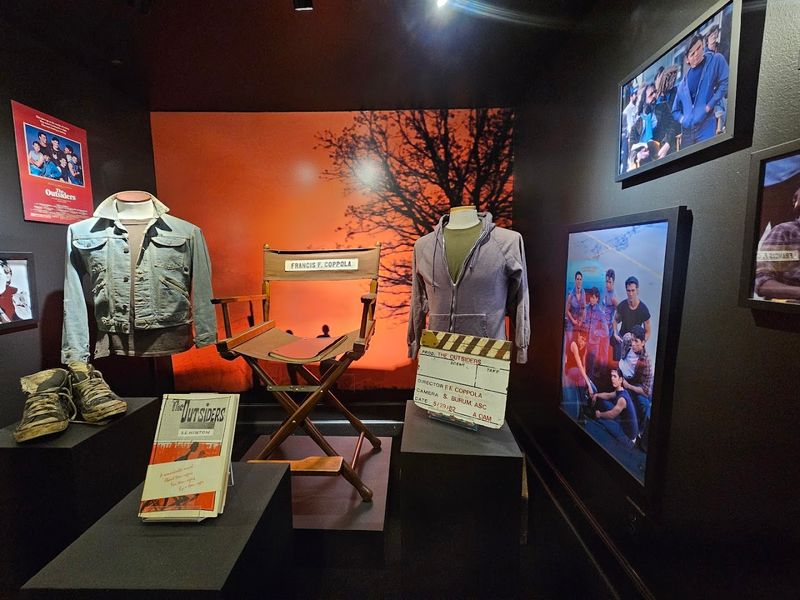 The Outsiders: The Story Behind the Film