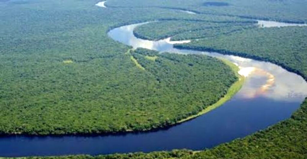 The World’s Deadliest Rivers: 14 Rivers That Can Swallow Cities, Boats, and Lives
