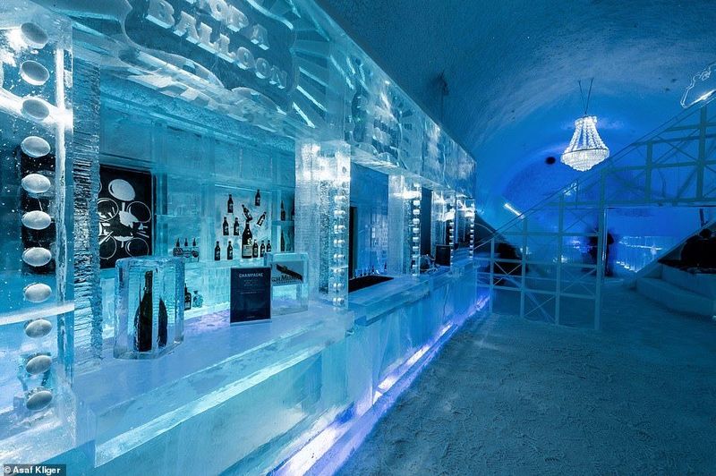 ICEHOTEL (Jukkasjärvi, Sweden)