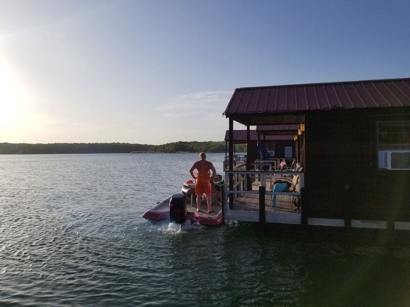 A Floating Home on Lake Murray
