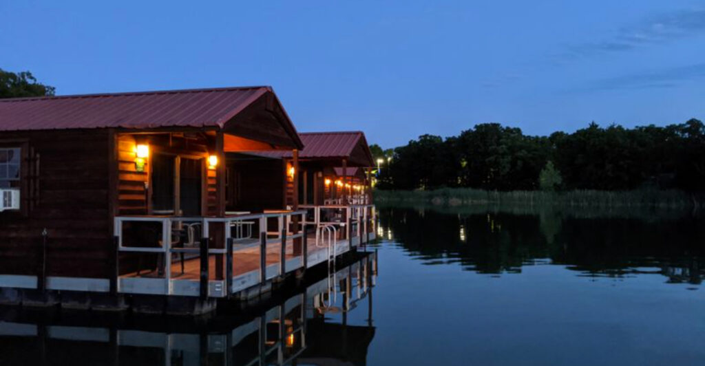 These Oklahoma Floating Cabins Are the Dreamiest Lake Getaway