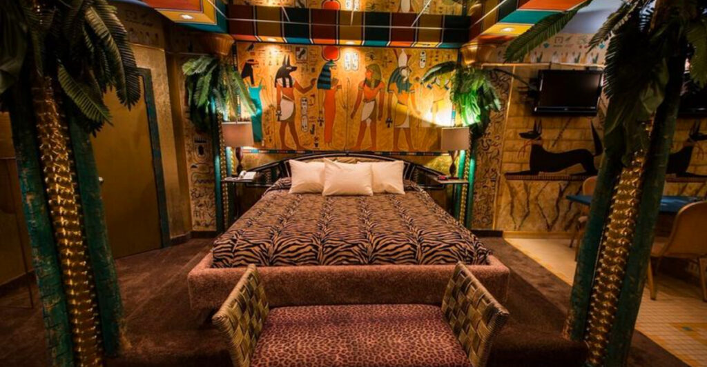 This Cherry Hill Stay Has Wild Themed Rooms and Big Whirlpool Tubs Made for a Couples’ Escape