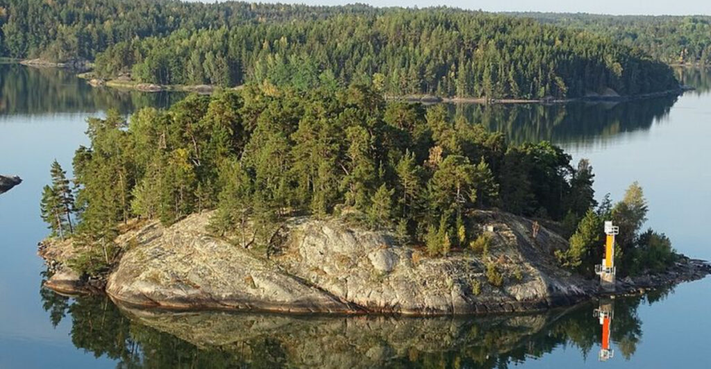 This Country Is Giving Away Private Islands, But Billionaires Can’t Apply